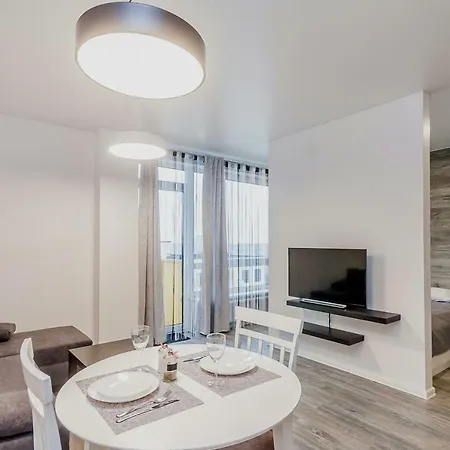 1 Near Center With A Roof Terrace And Parking